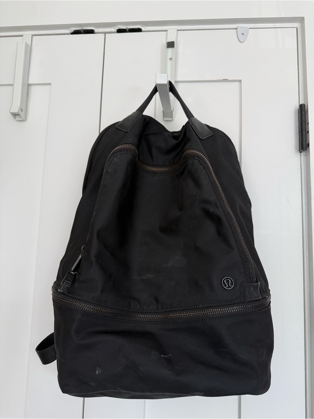 lululemon athletica black city adventure backpack